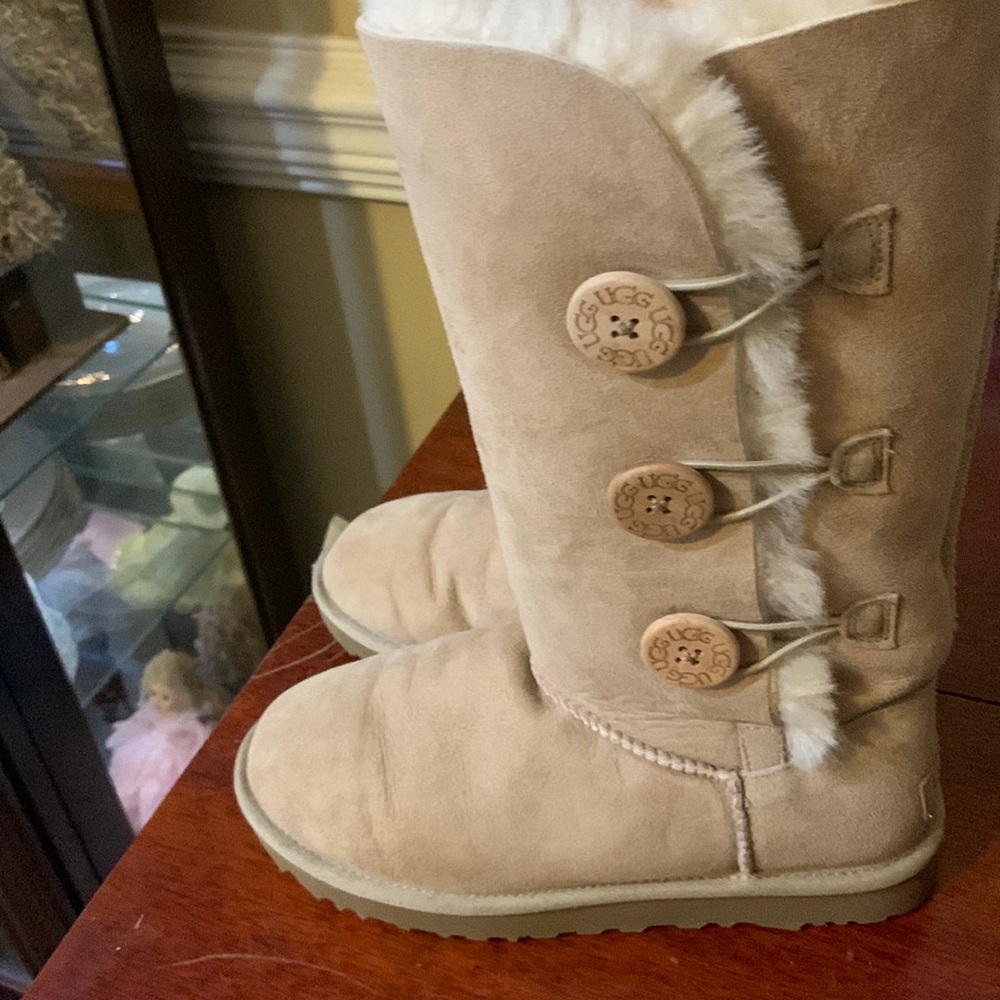 Tall Tan Ugg Boots